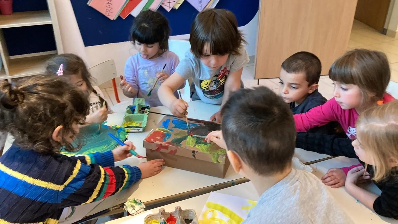 Un laboratorio creativo condiviso alla materna IEXS